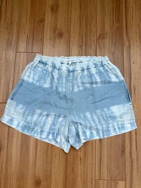 Bella Dahl Blue Tie Dye Slip on Shorts